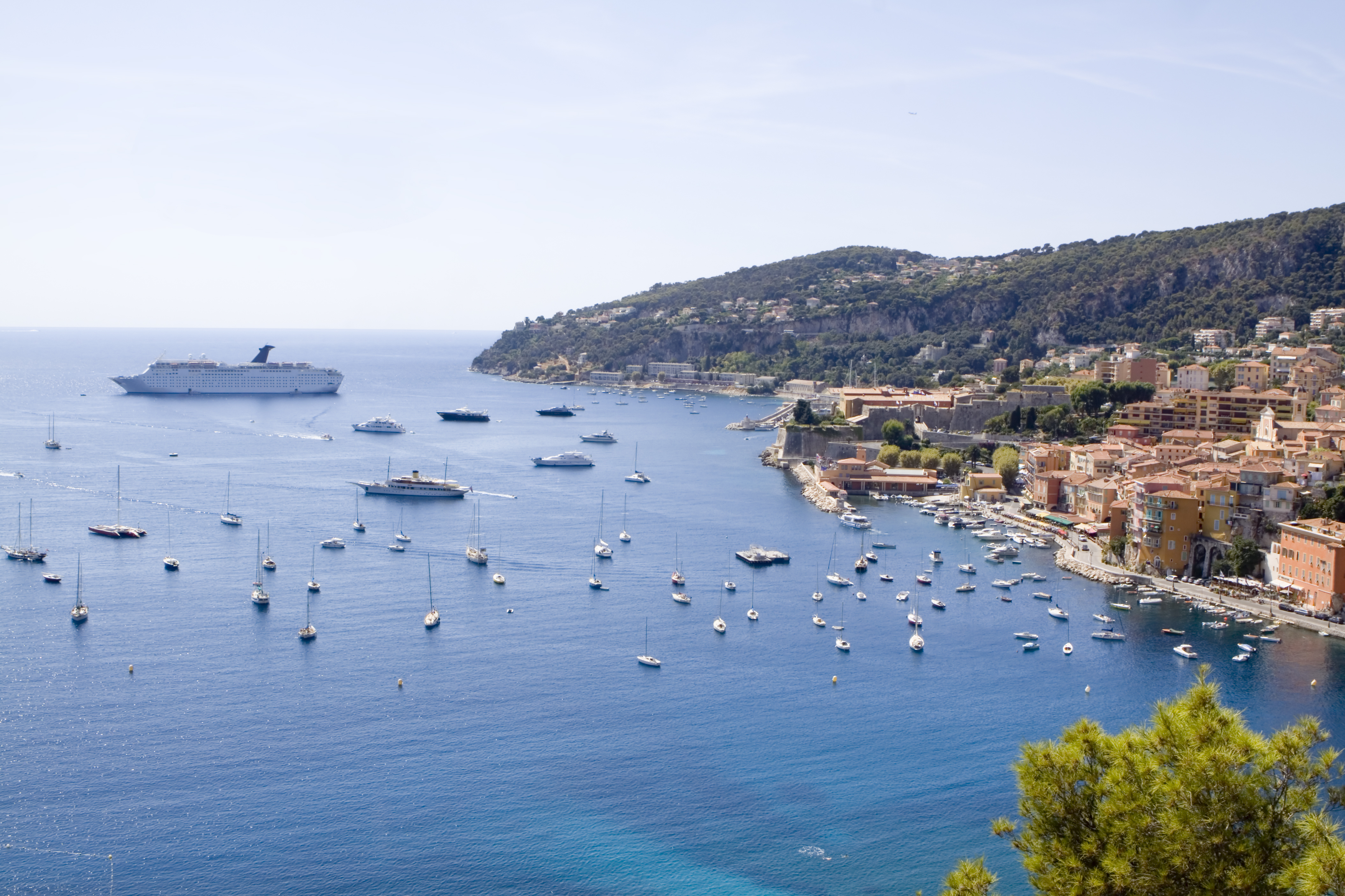 Specialized advice and coverage for the global cruise industry