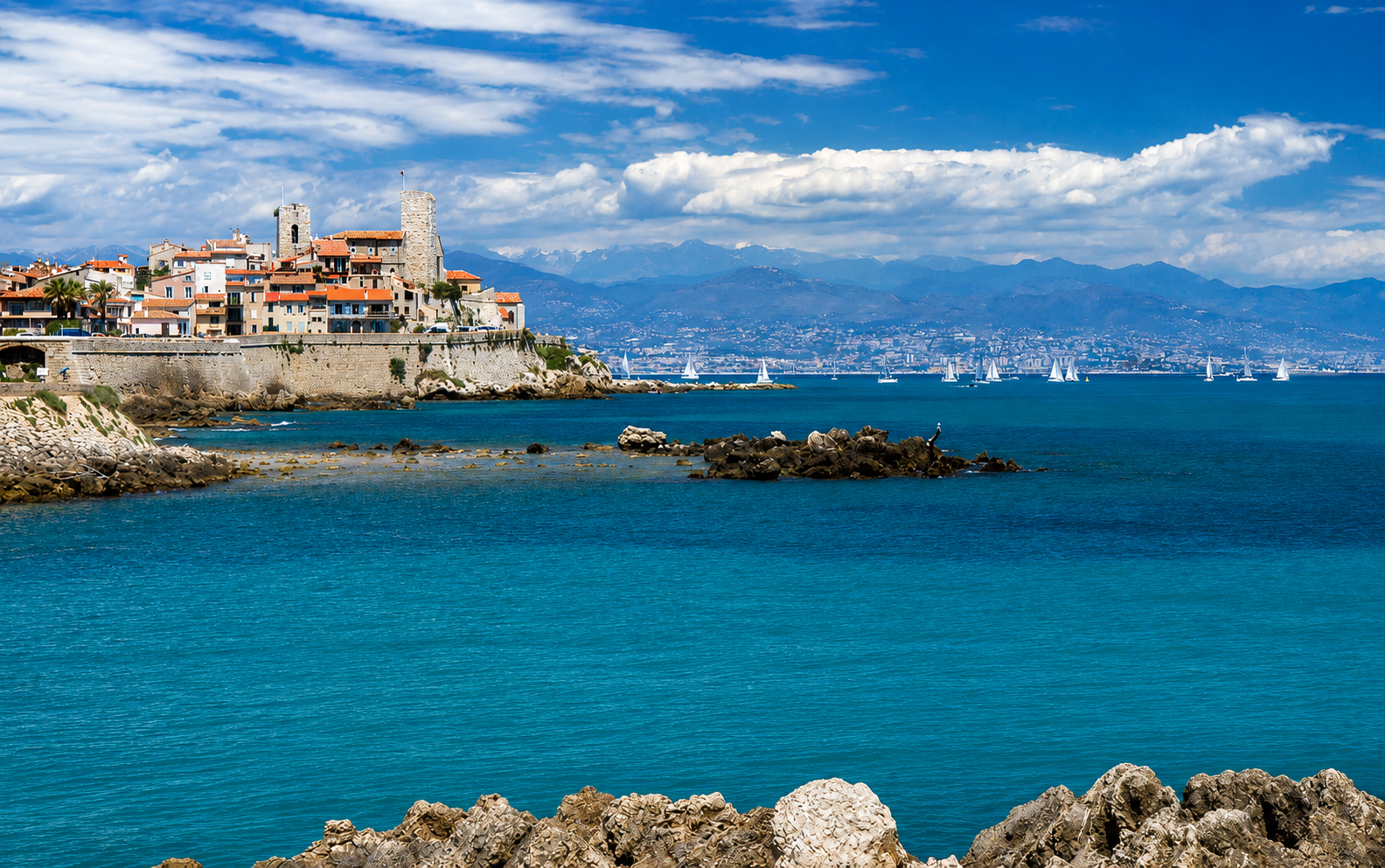 What to Do on Your Day Off in Antibes: A Yacht Crew's Guide to Exploring the French Riviera